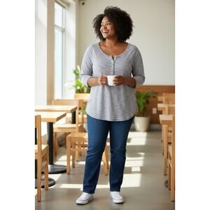 Old Navy Women’s Henley Top Size XL – Soft Heathered Purple